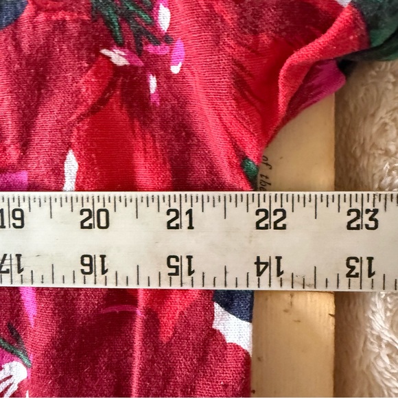 Tahari White Linen Top with Pink & Red Floral Ruffle Print, Size M - Picture 6 of 7